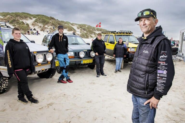 Autostrand: Was mache ich, wenn ich im Sand steckenbleibe?