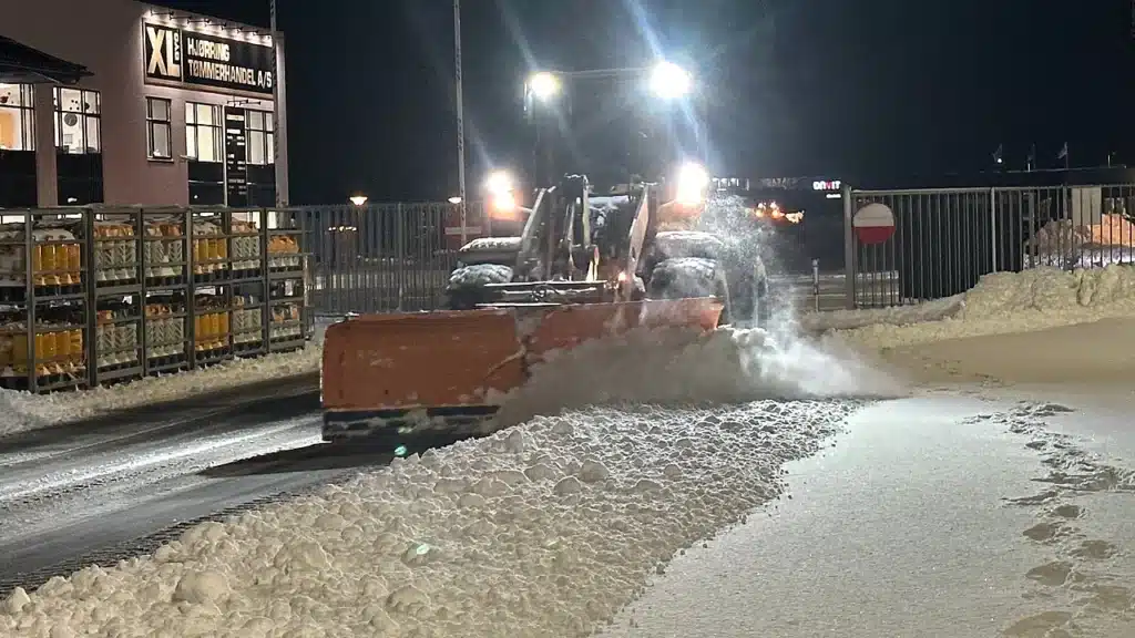Schneechaos? Nicht in Mariagerfjord! Die dänische Kunst der klugen Schneeräumung