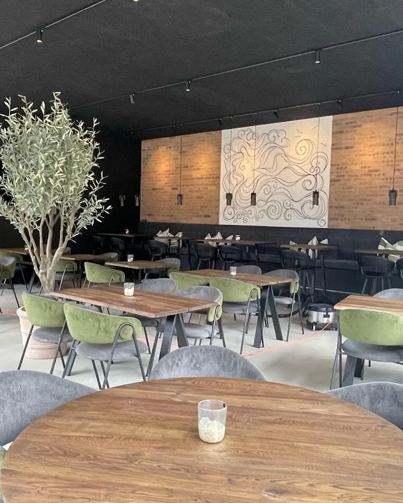 Restaurant Storm
