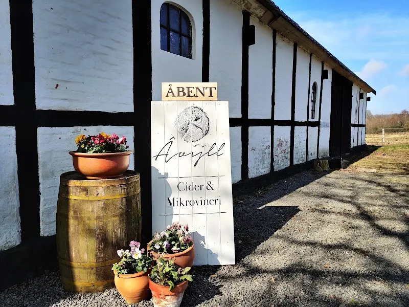 Âvijll - Cider & Mikrovineri