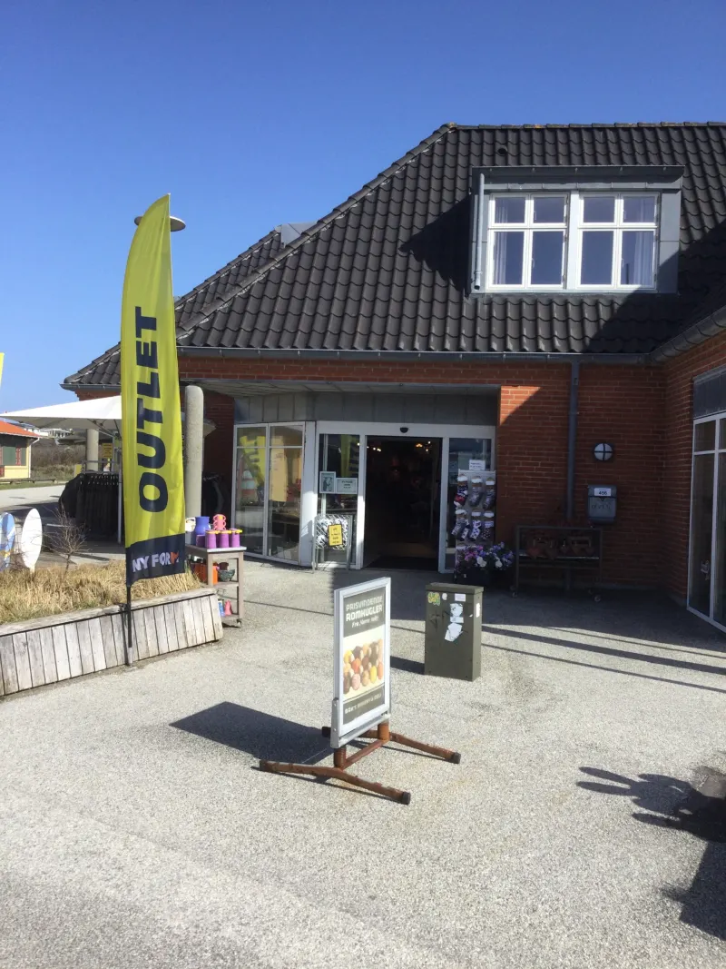 NY FORM Henne Strand Outdoor