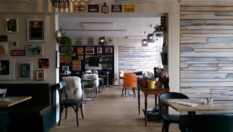 Cafe Klein